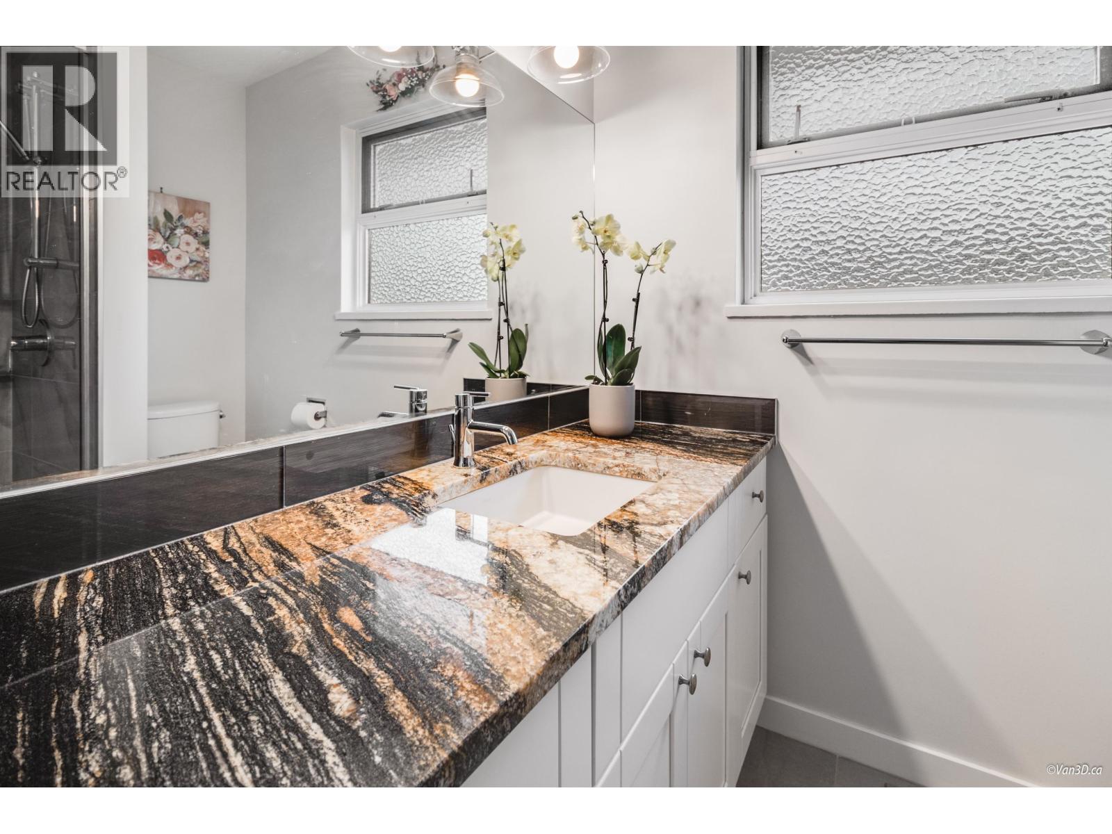 6555 ST. CHARLES PLACE