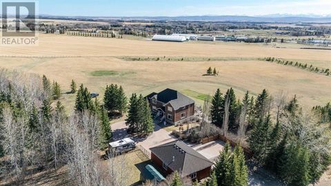 225 Huggard Road Rural Rocky View County AB T3Z2C2