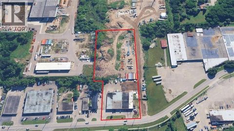 313 ELGIN Street N Cambridge ON N1R7G4