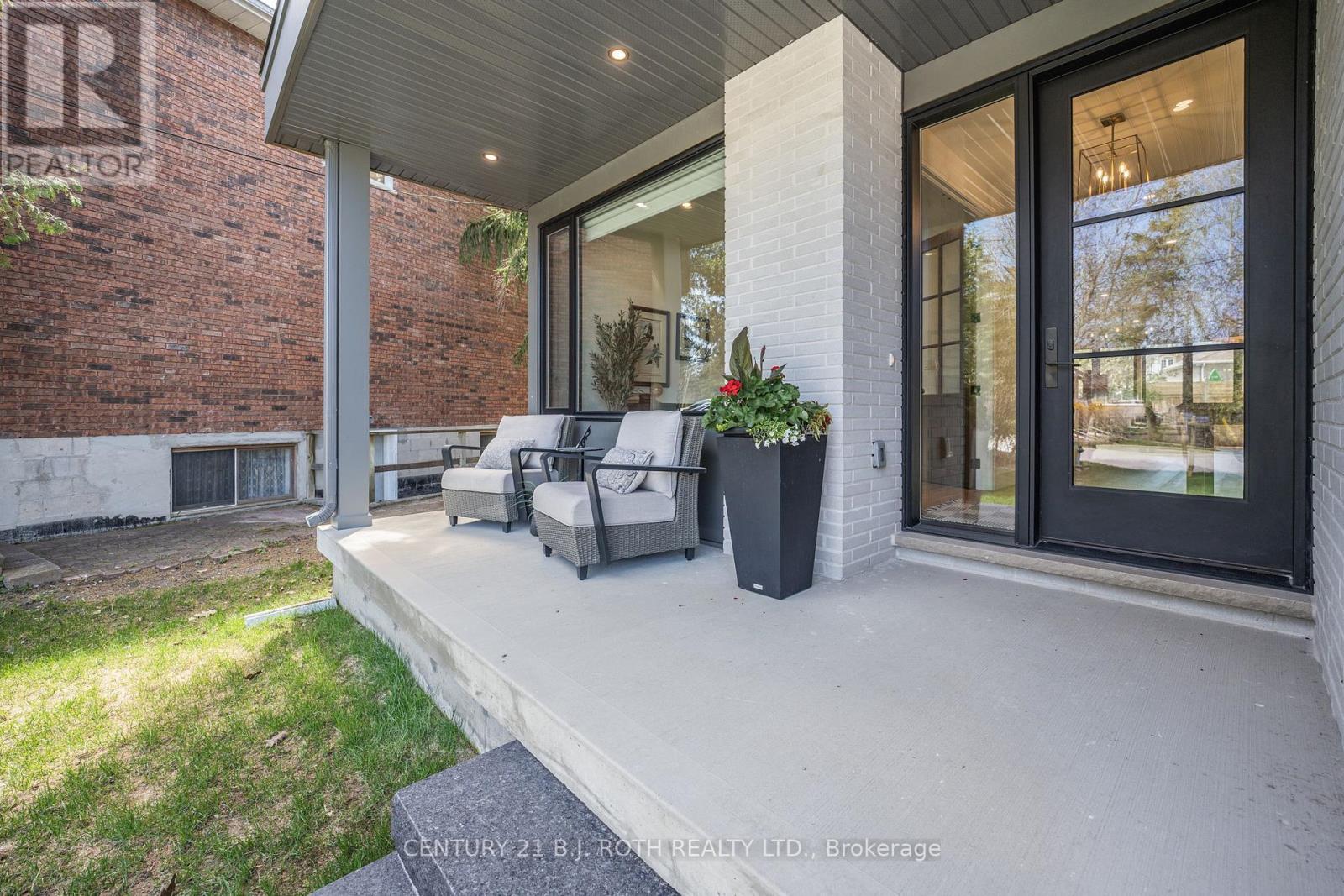46 TYNDALE ROAD