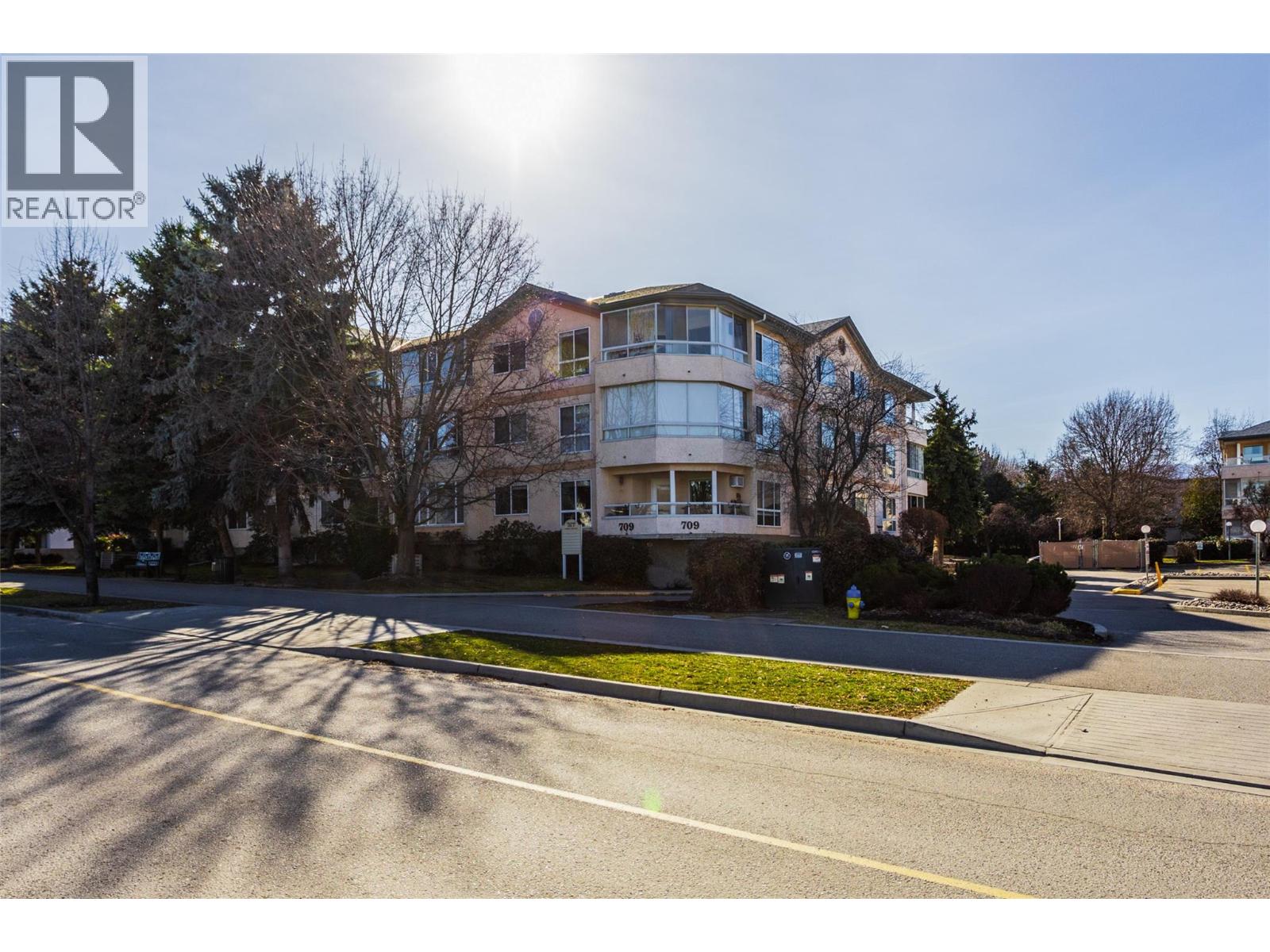 709 Houghton Road Unit# 109