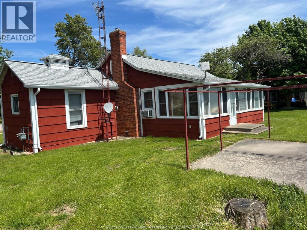 680 POINT PELEE DRIVE