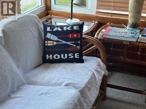 680 POINT PELEE DRIVE Leamington ON N8H3V4