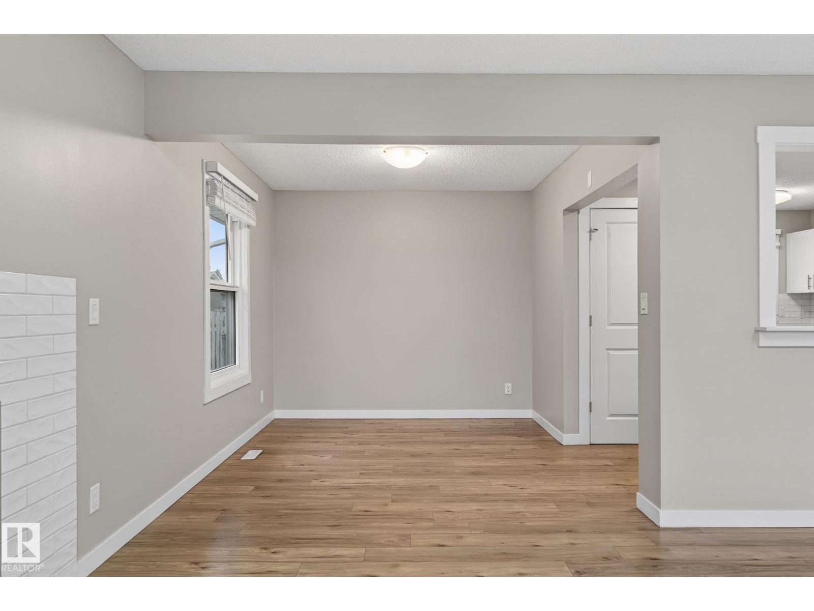 15112 80 ST NW