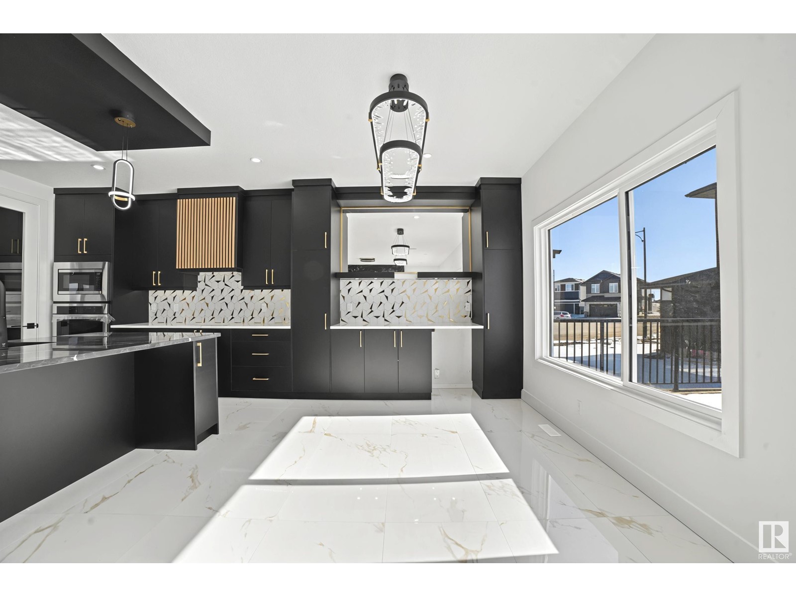 106 Eldridge PT