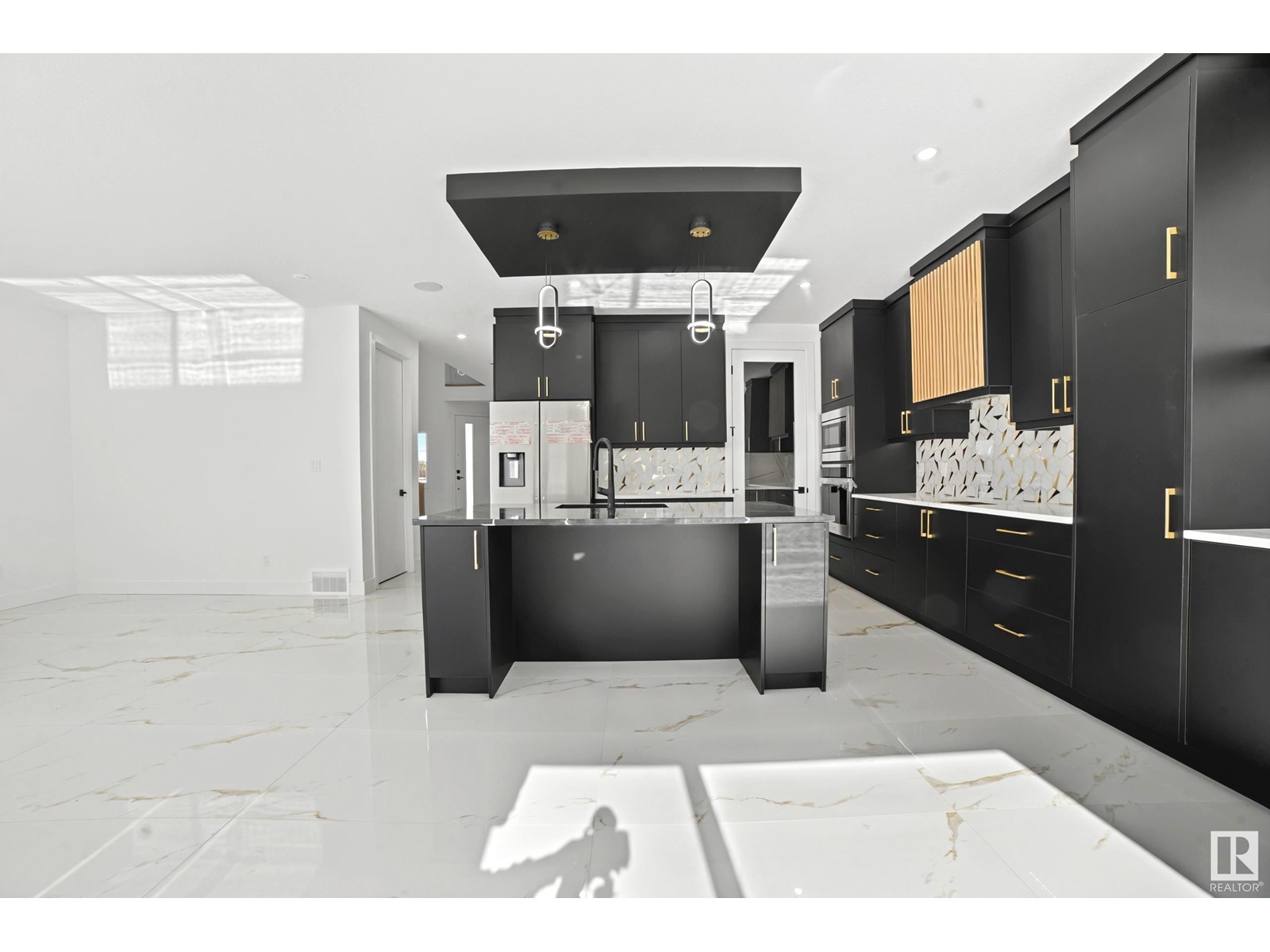 106 Eldridge PT