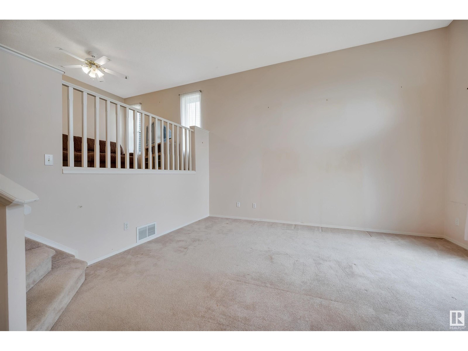 4503 149 AV NW