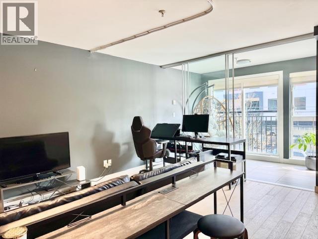 2XX 5555 DUNBAR STREET