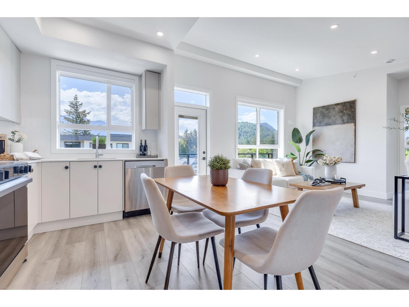 403 45497 CAMPUS DRIVE|Garrison Crossing