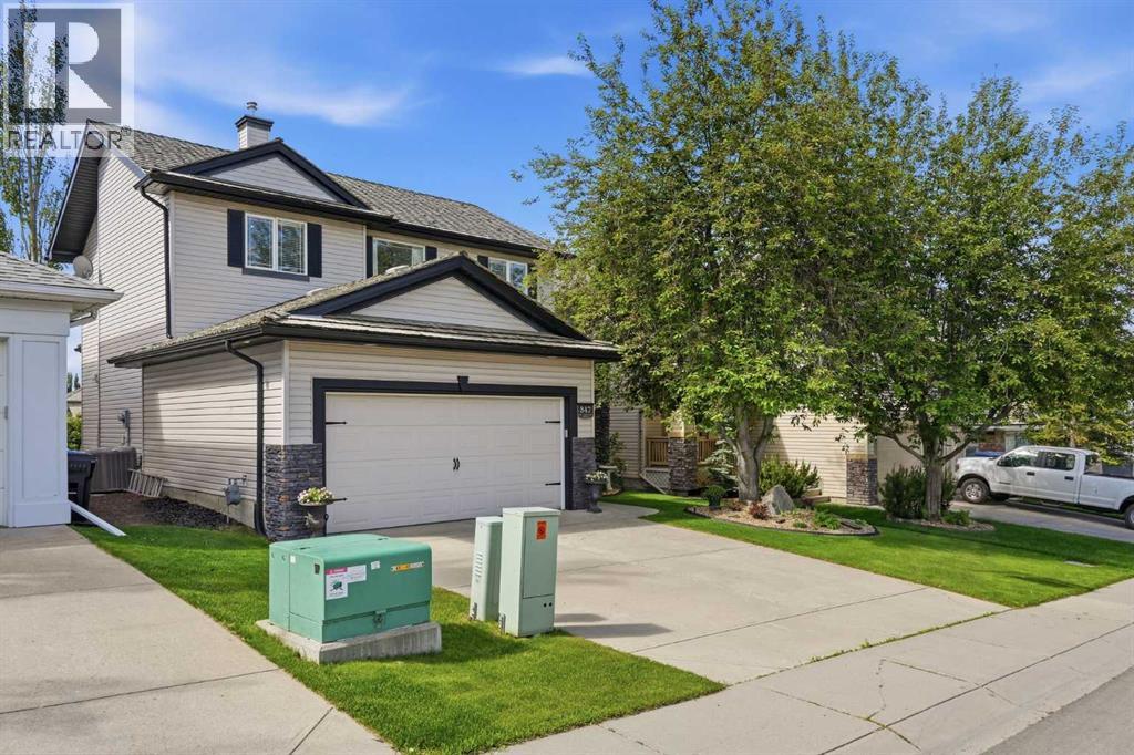 347 Mt Douglas Green SE