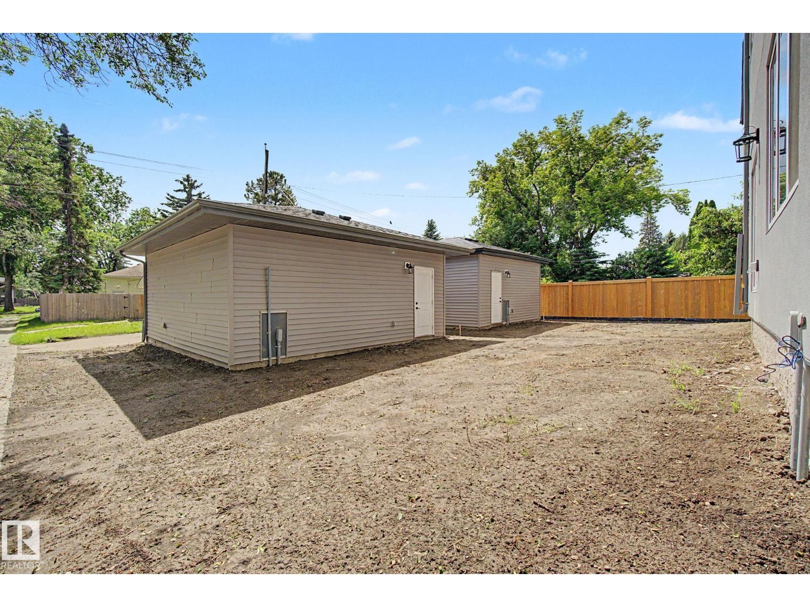 7603 92 AV NW
