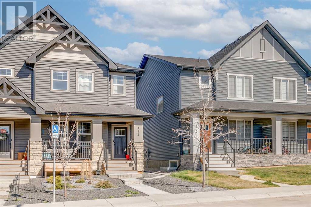 194 Legacy Reach Crescent SE