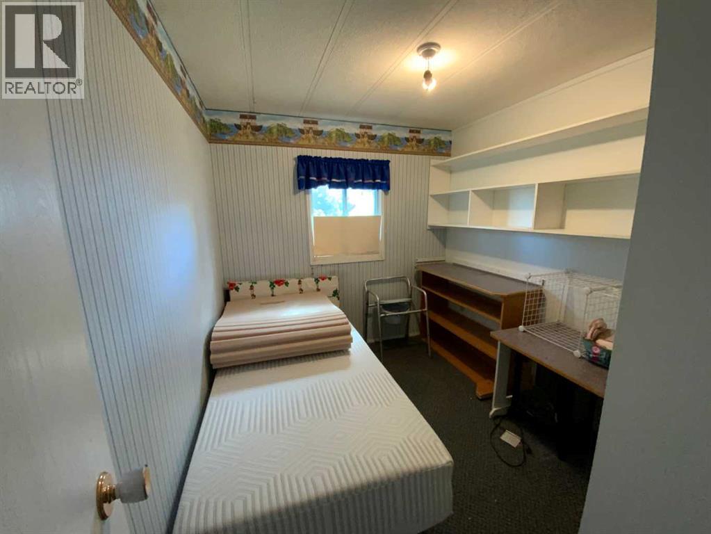 48 Mobile Drive NE