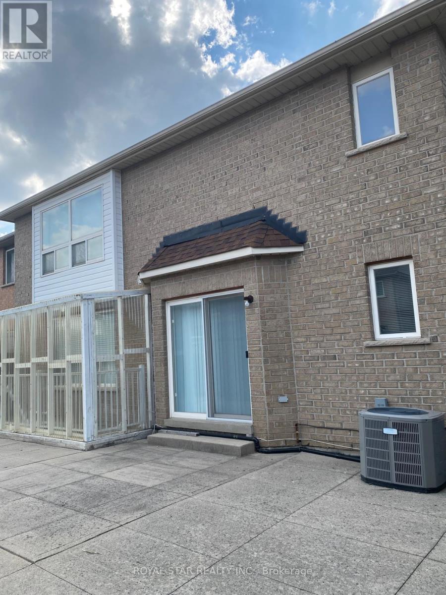 58 RED PLANT CRESCENT