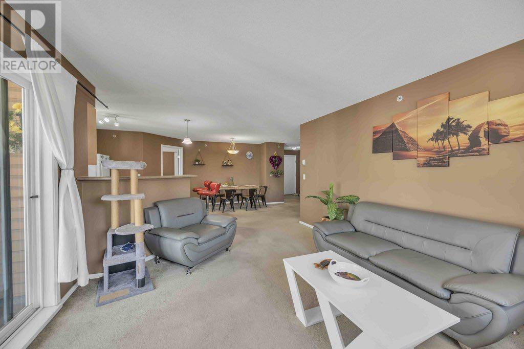 3425, 10 Prestwick Bay SE