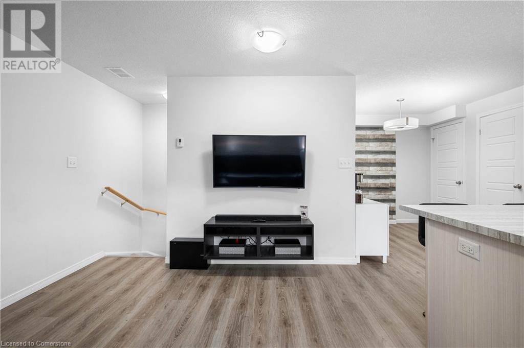 1989 OTTAWA Street S Unit# 24B