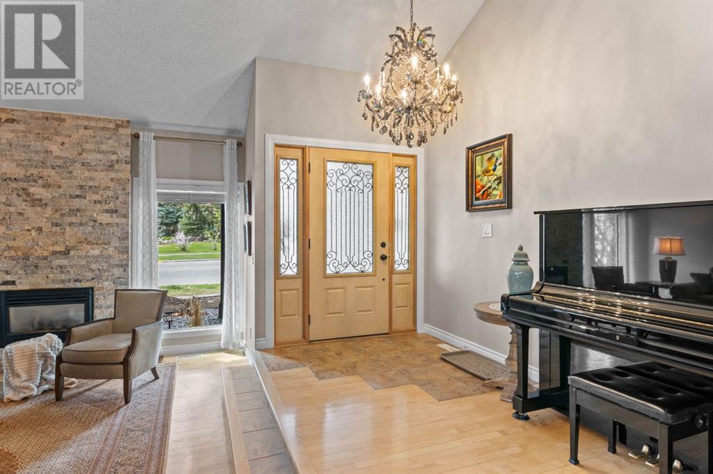 3128 Palliser Drive SW
