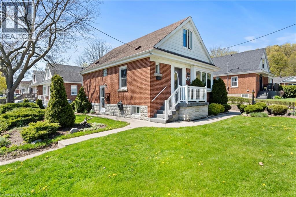 22 DUNDONALD Avenue