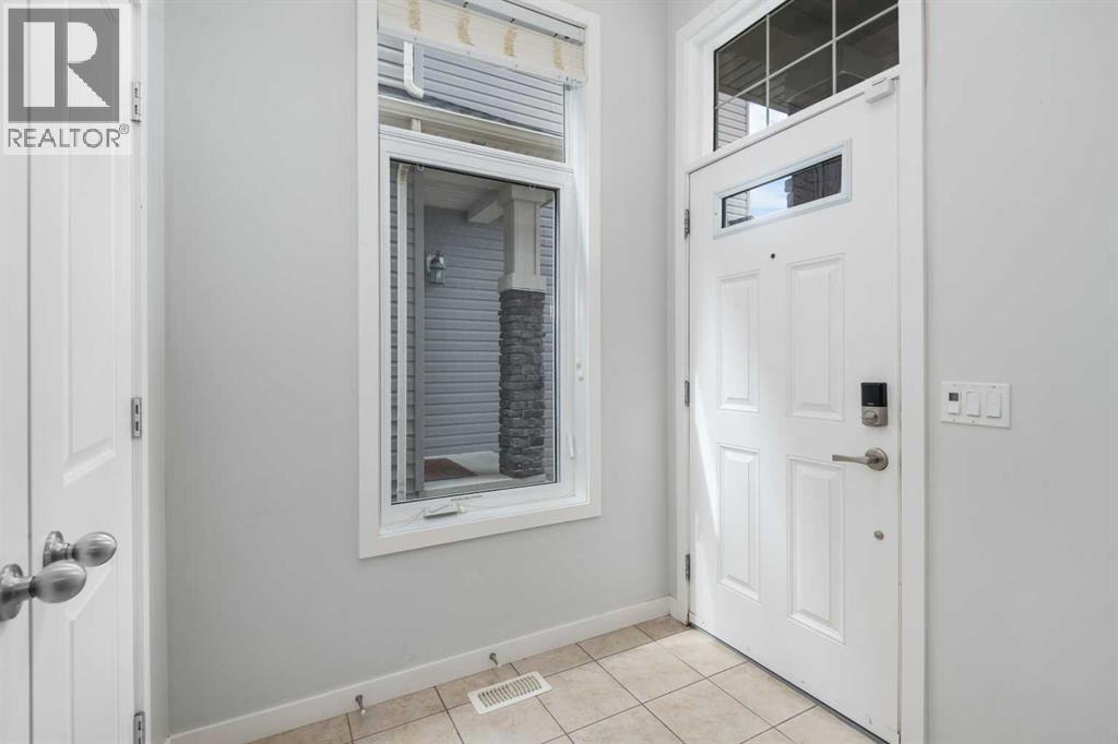318 Kincora Glen Rise NW