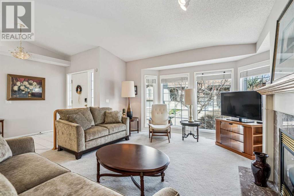 76 Christie Gardens SW