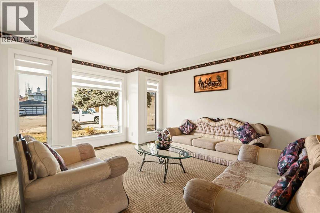 224 Eldorado Place NE