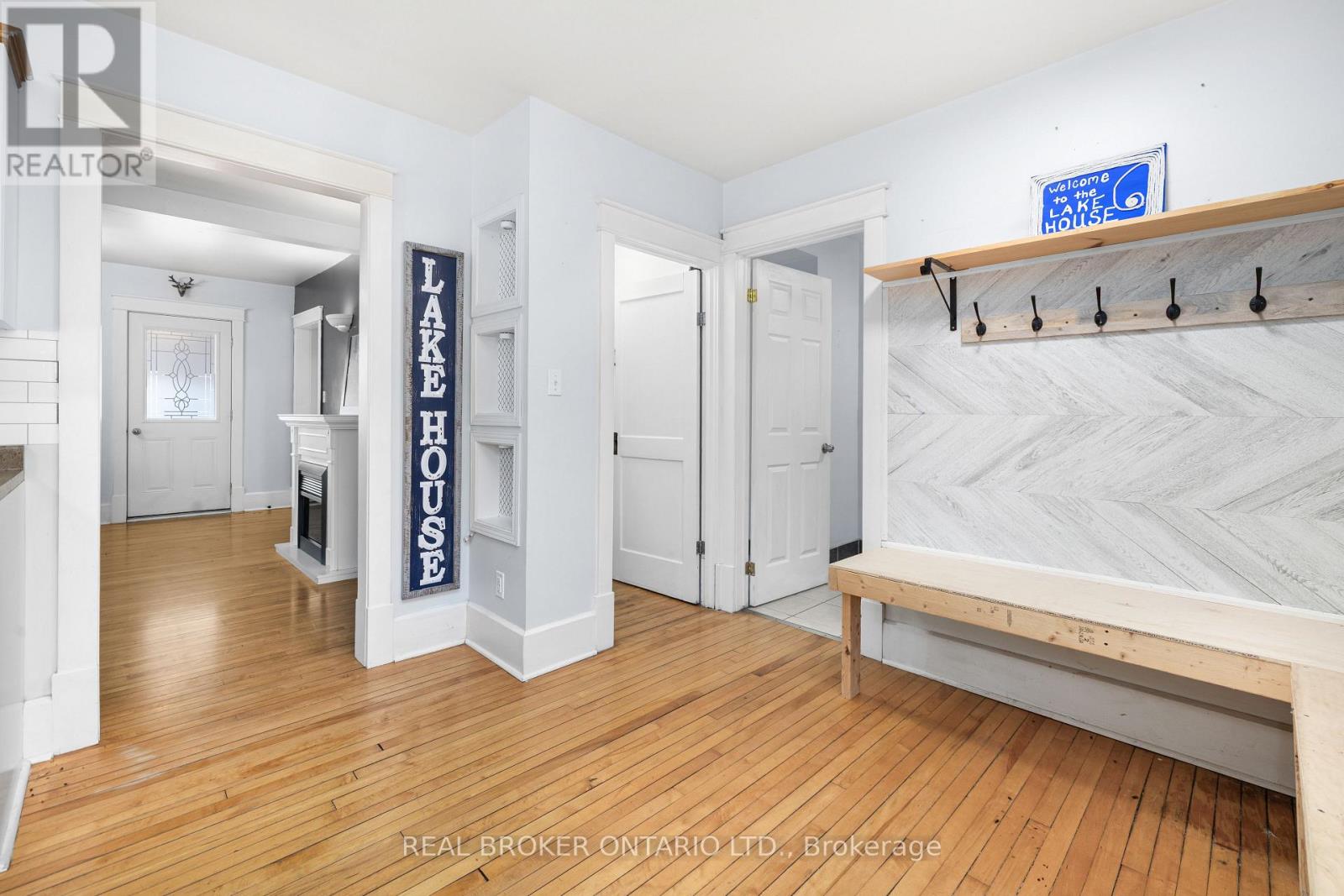 5601 CENTENNIAL LAKE ROAD