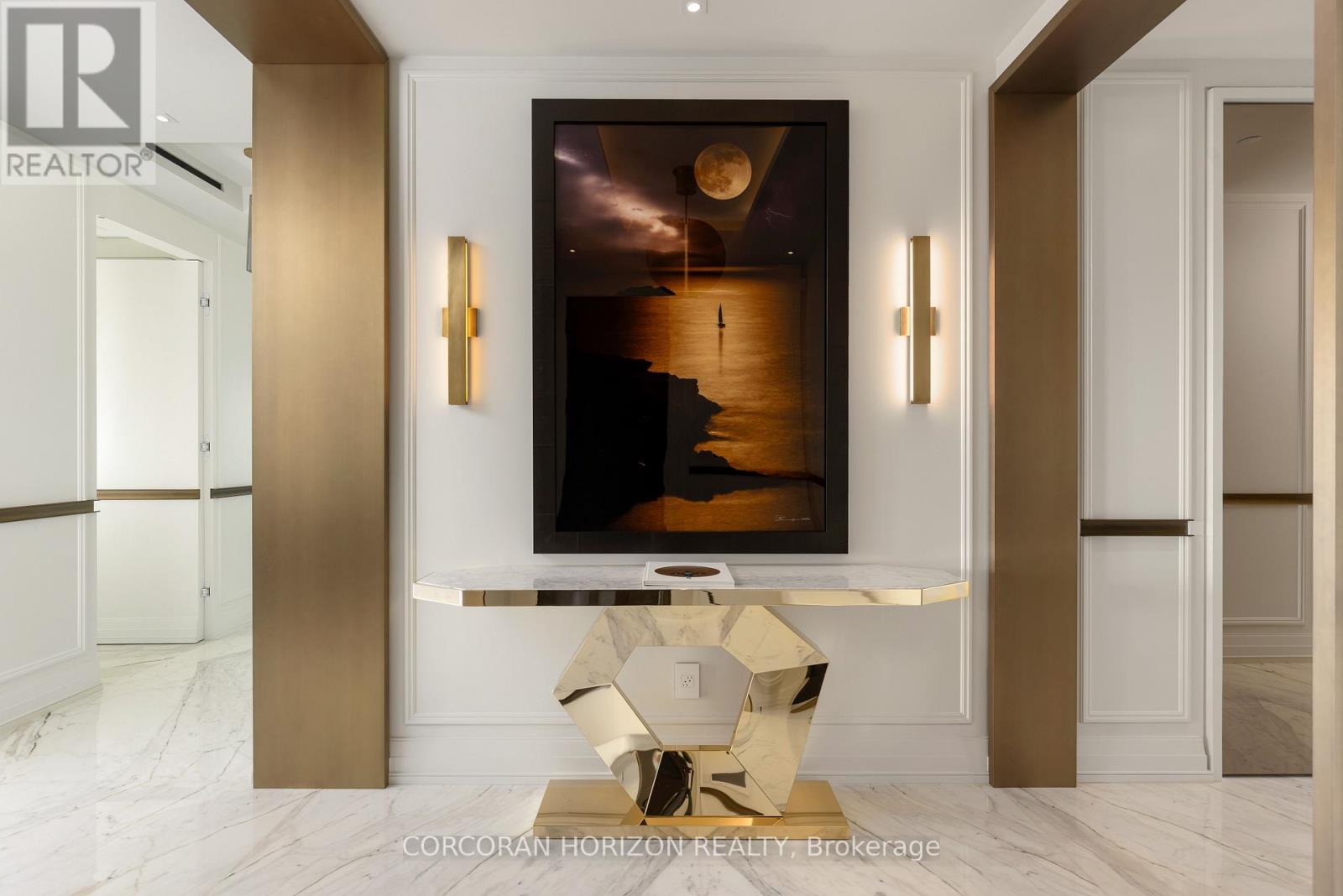 3802 - 200 CUMBERLAND STREET