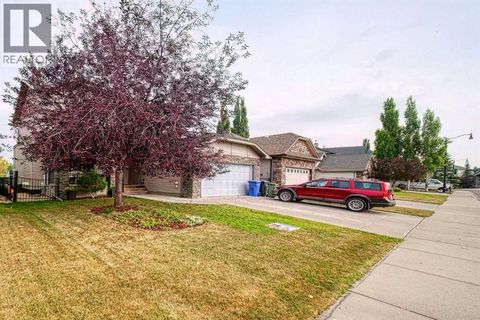 66 Crystal Green Drive Okotoks AB T1S2N7