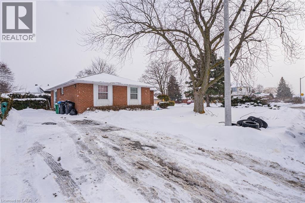 41 DUNCANNON Crescent