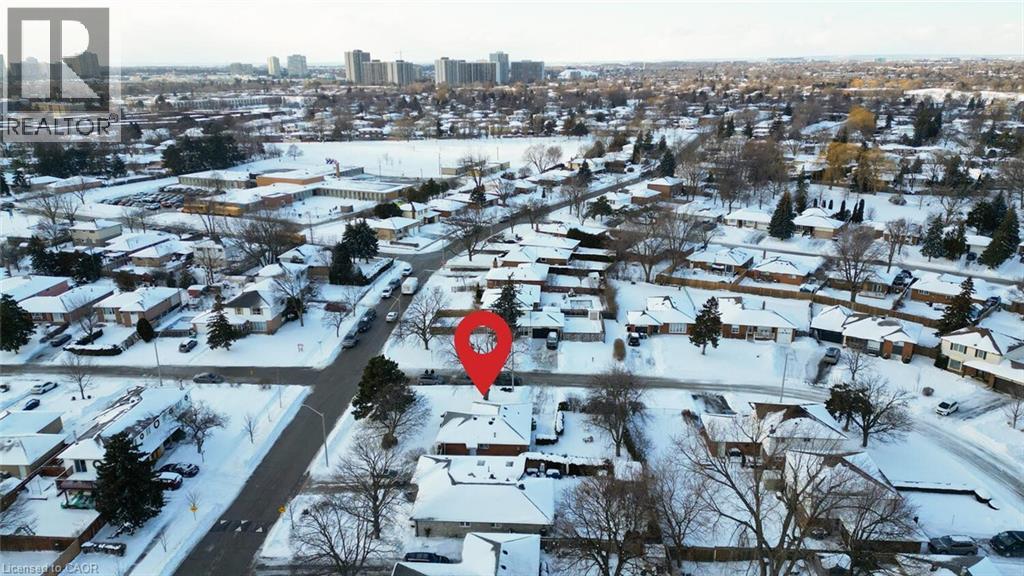 41 DUNCANNON Crescent