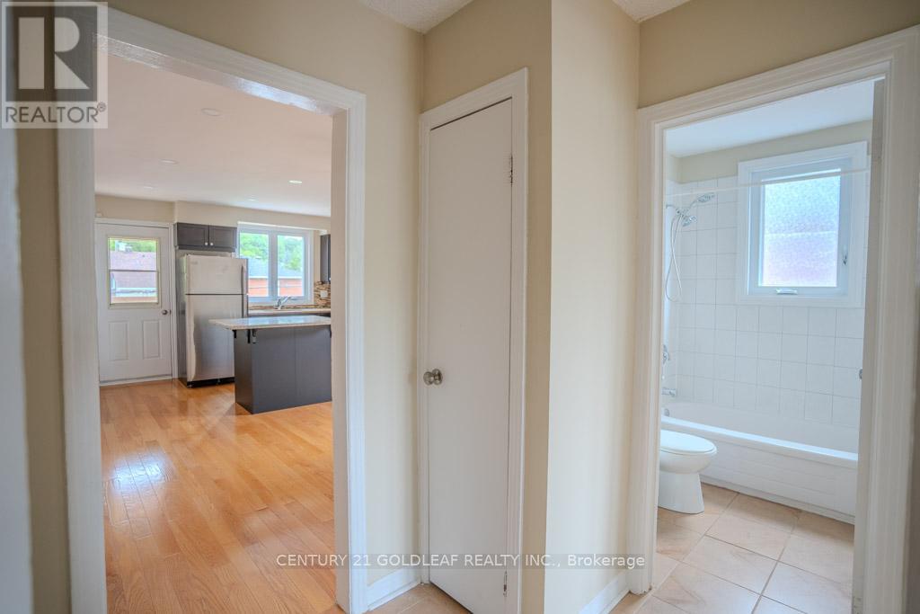 113 MARQUETTE AVENUE