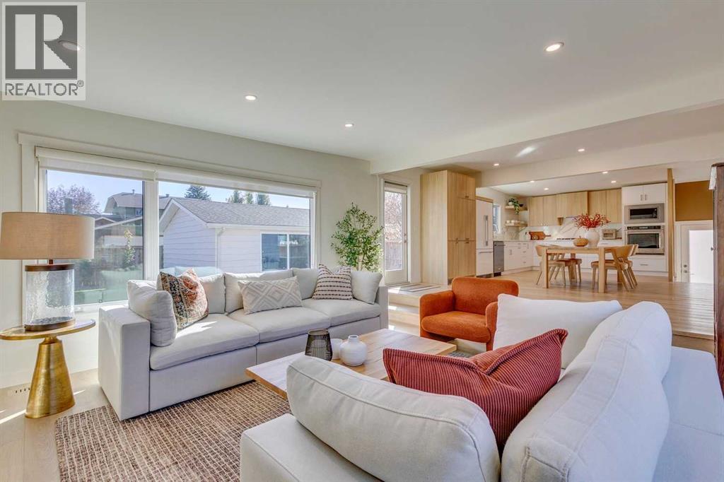 419 Parkview Crescent SE