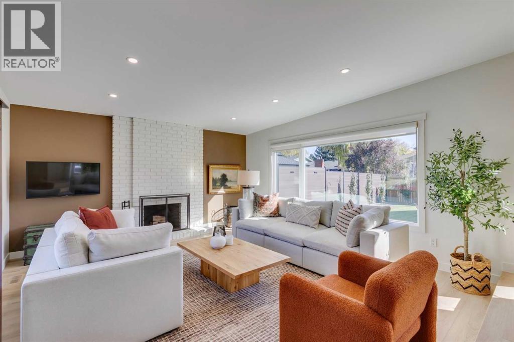 419 Parkview Crescent SE