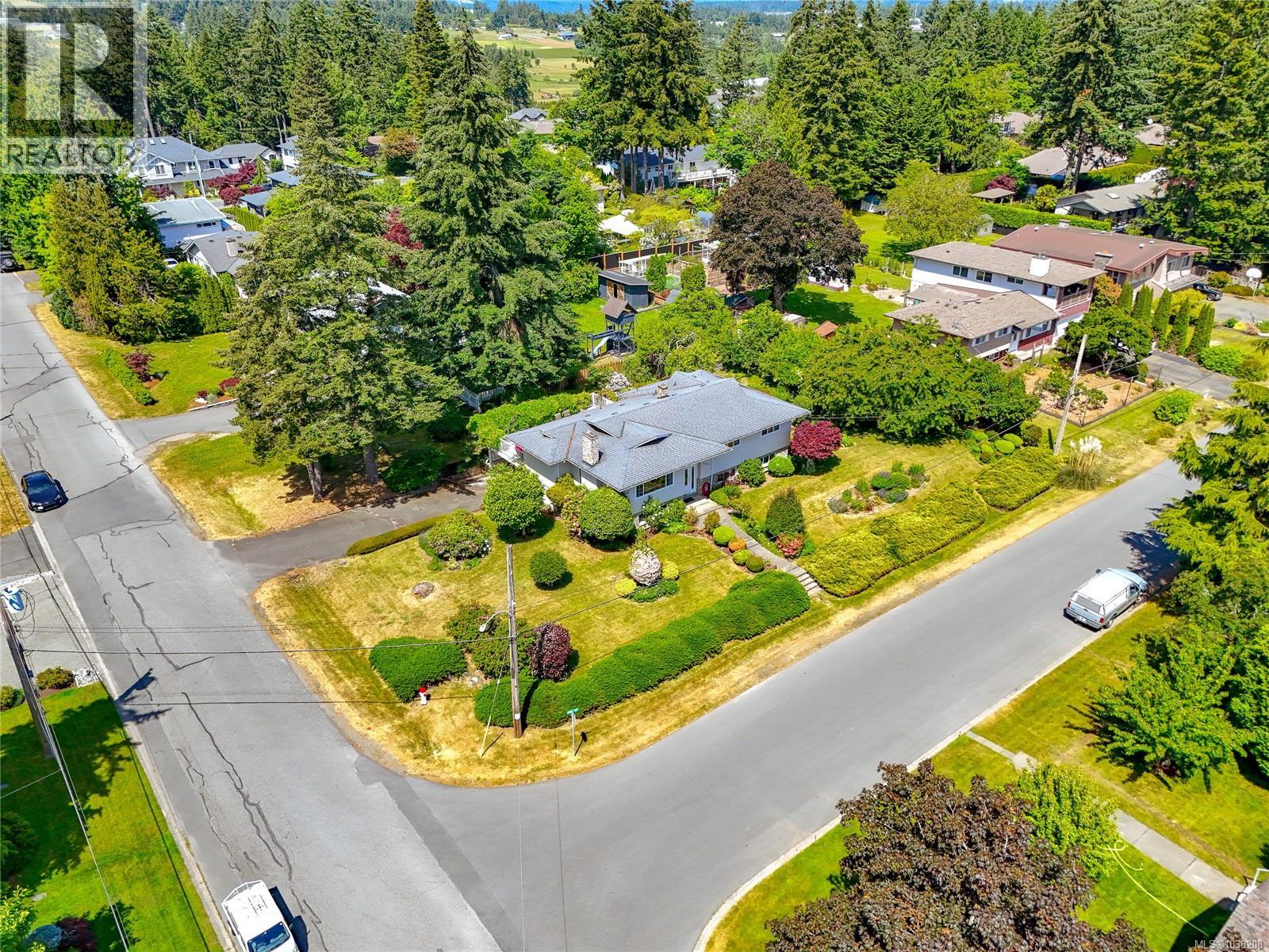 6224 Robin Way