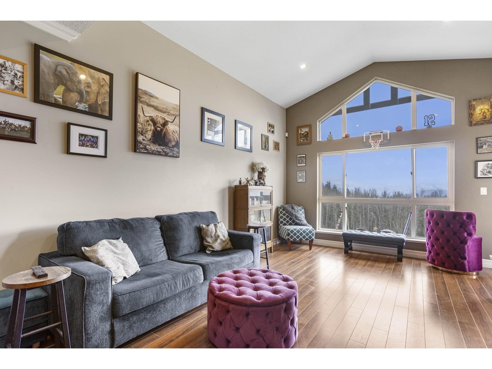 B305 33755 7TH AVENUE