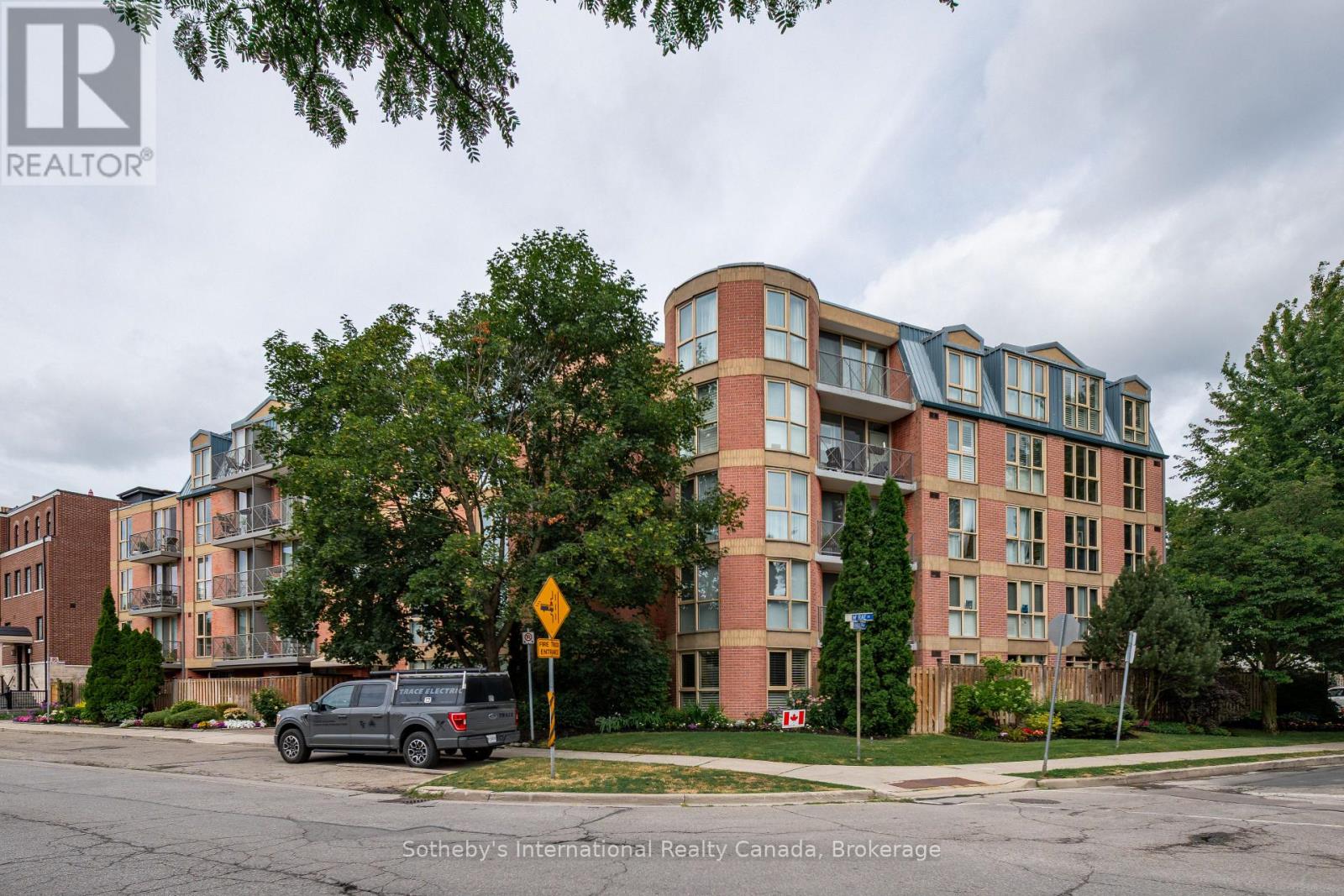 508 - 356 MCRAE DRIVE