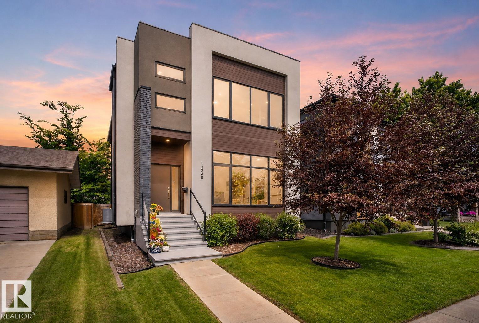 143B LAURIER DR NW