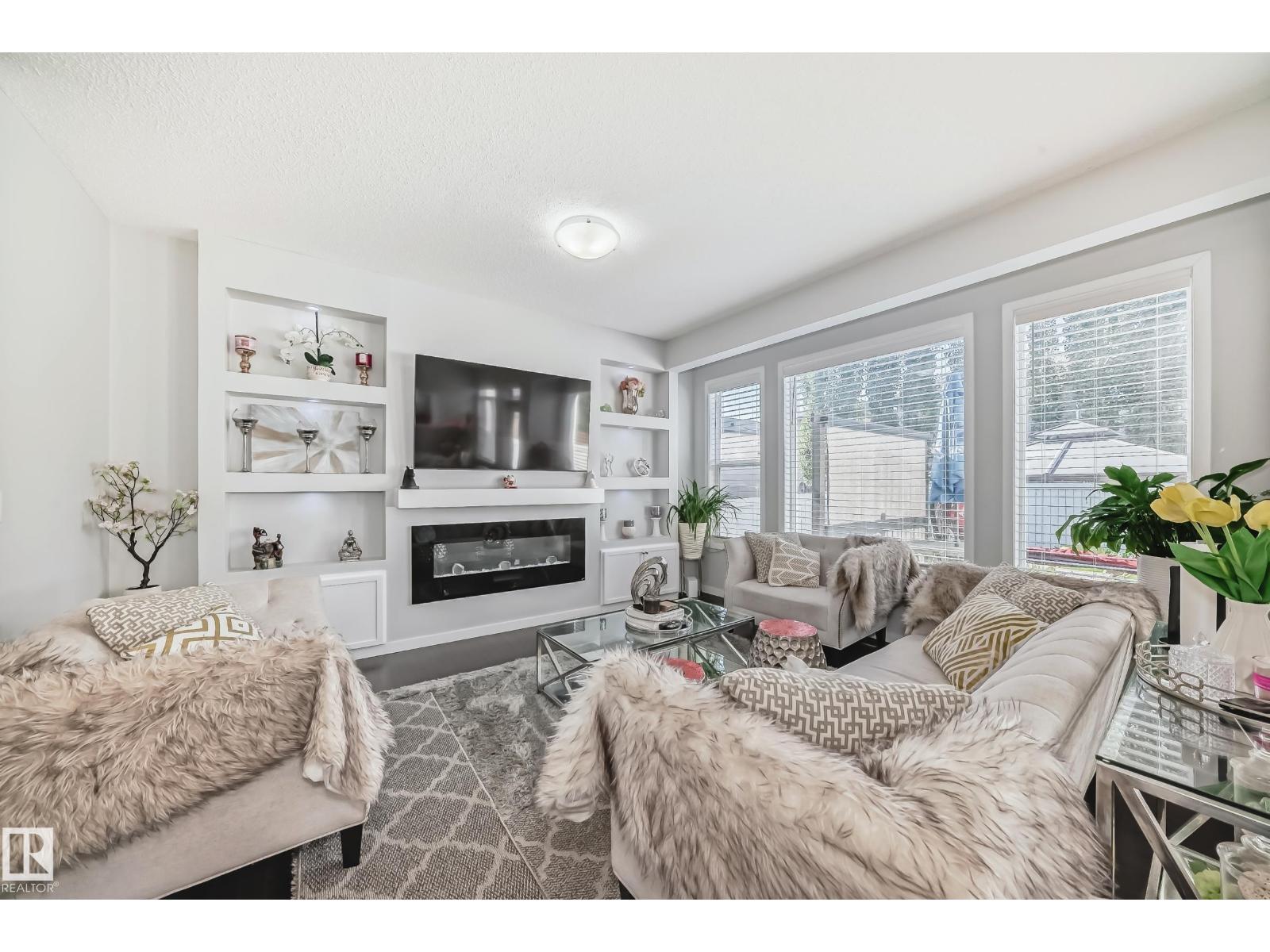 17112 64 ST NW