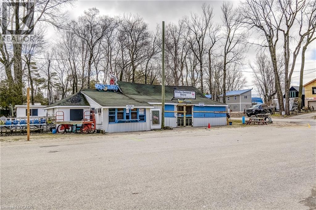 2 BEACH Avenue - Photo 4