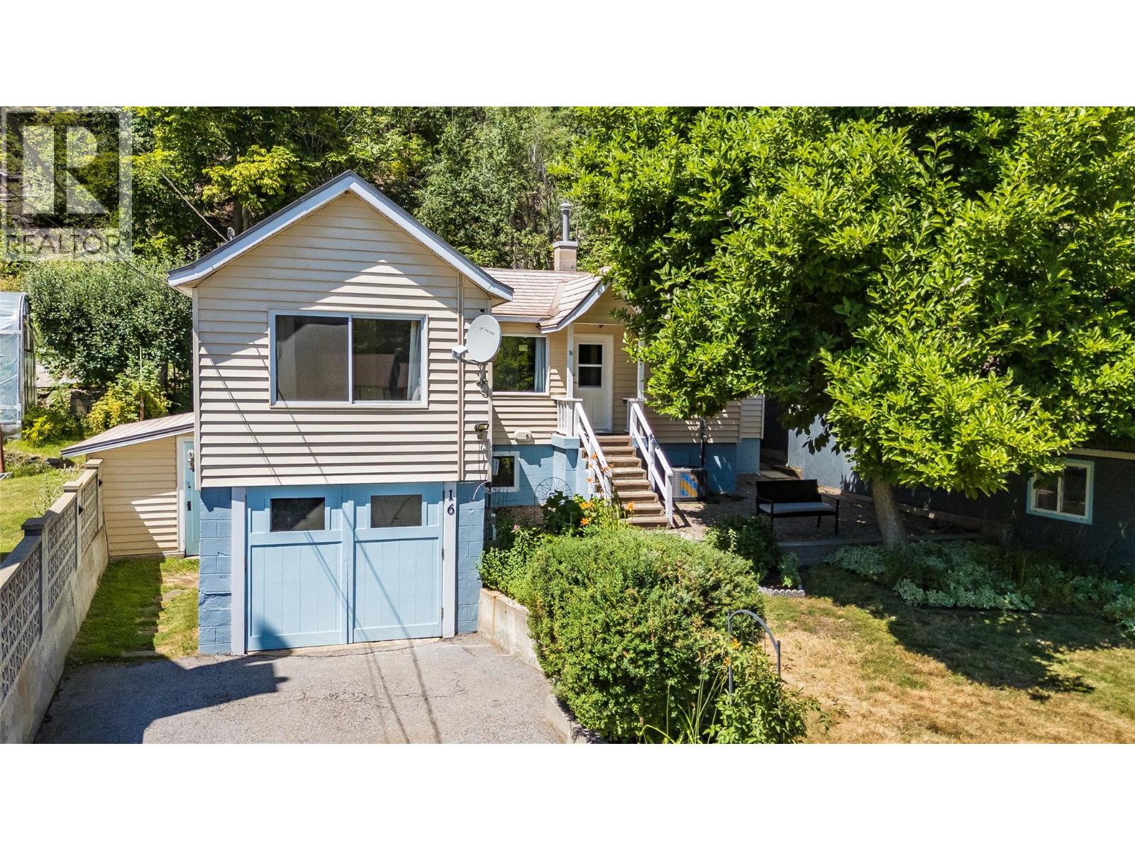 16 Hanna Drive