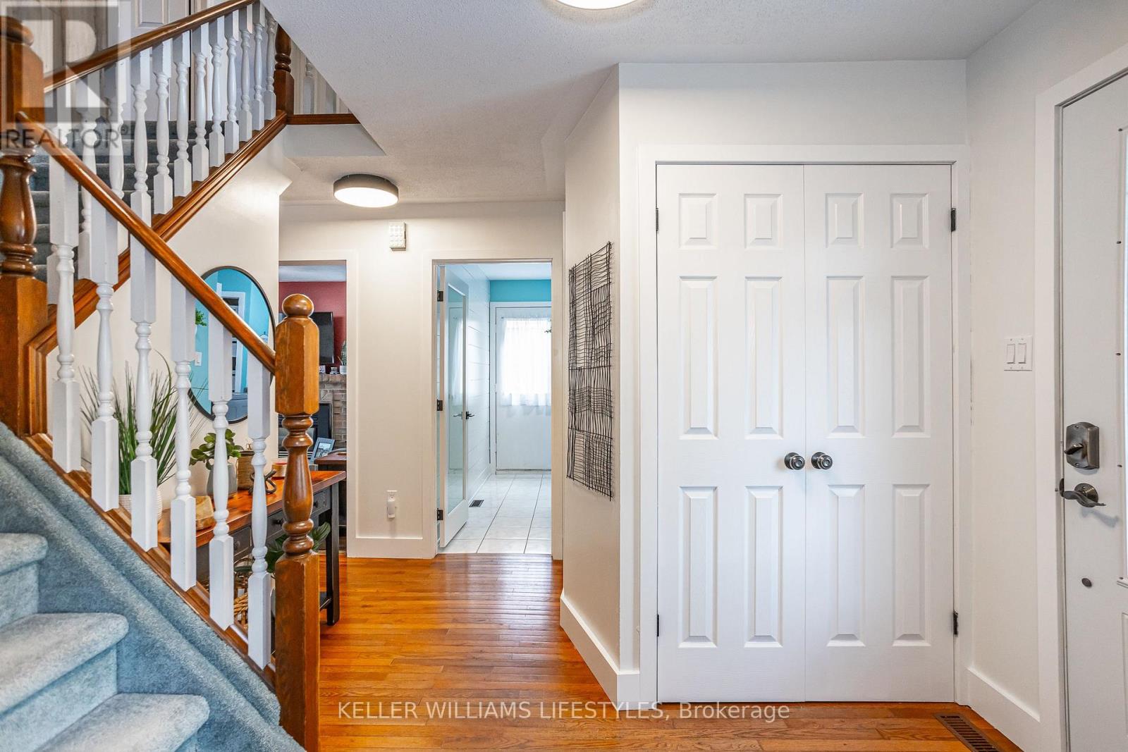 212 BEXHILL CLOSE