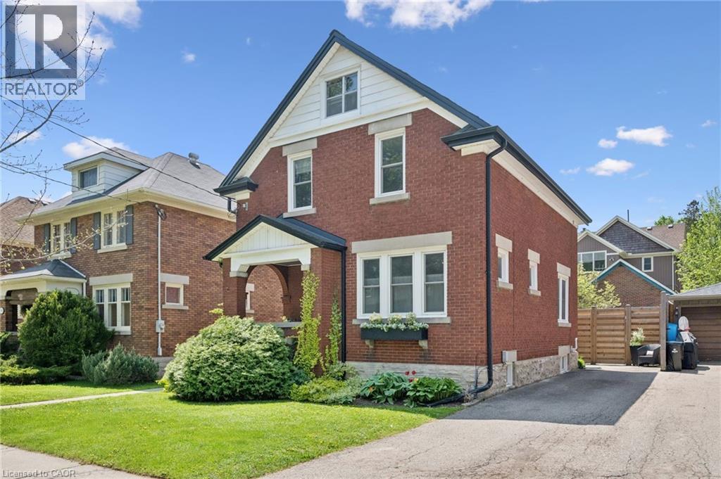 793 BELMONT Avenue W