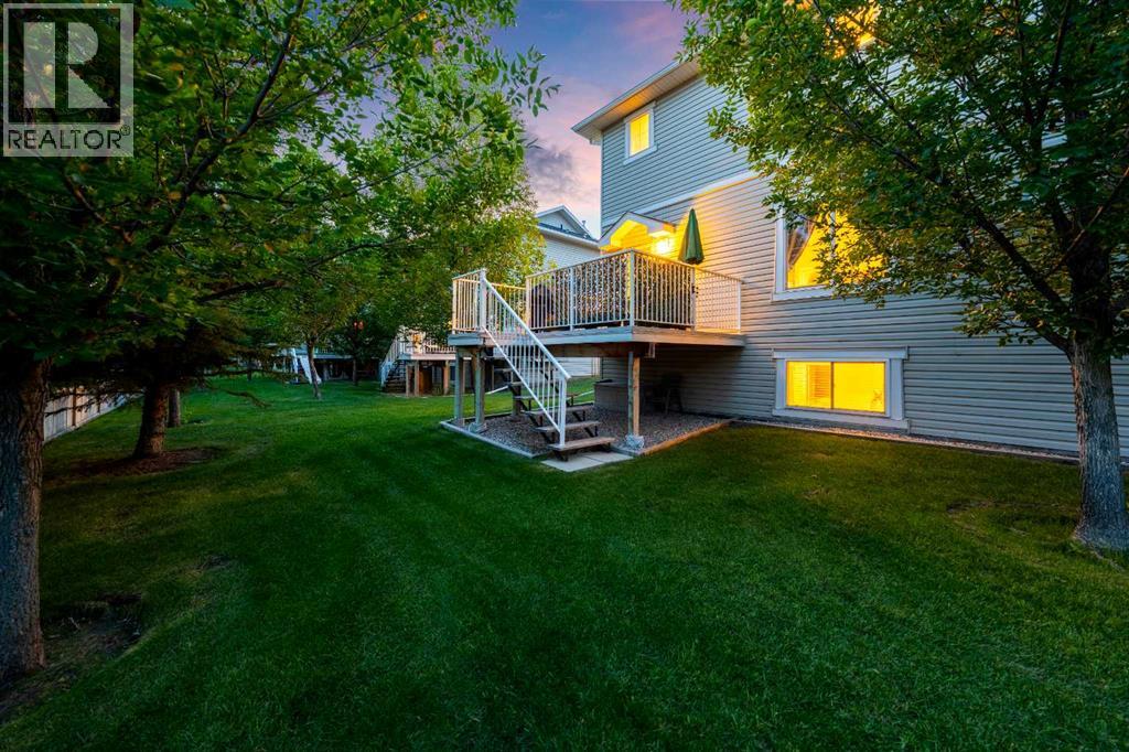 43 Arbours Circle NW
