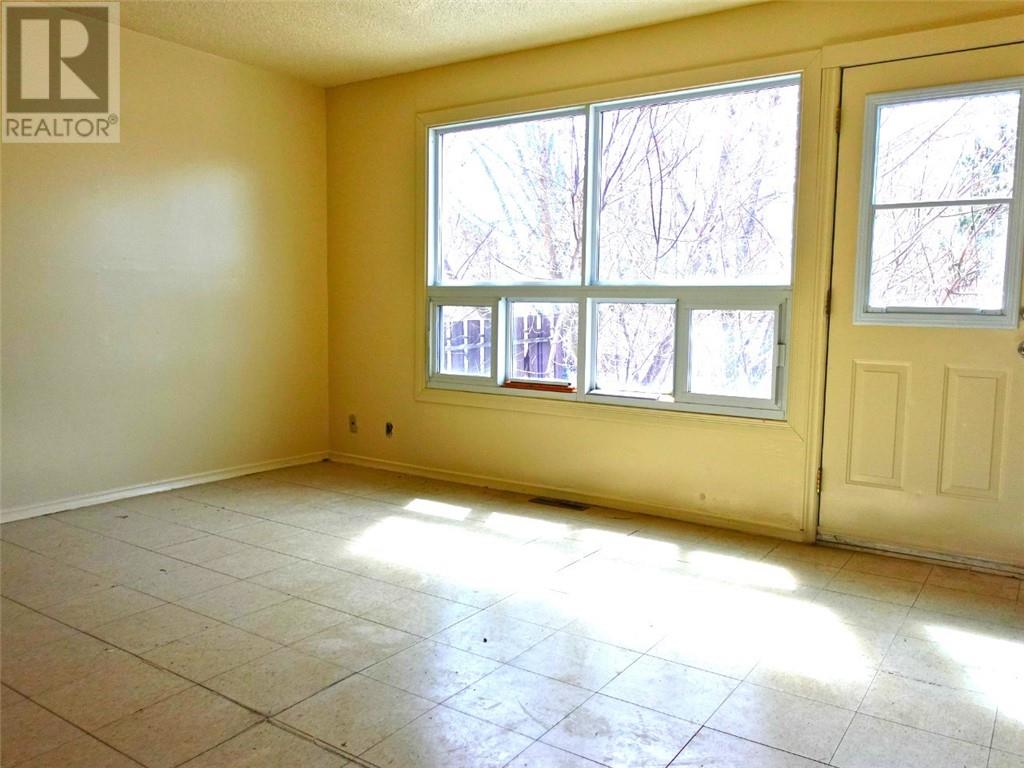 142-146 Gaudette Street