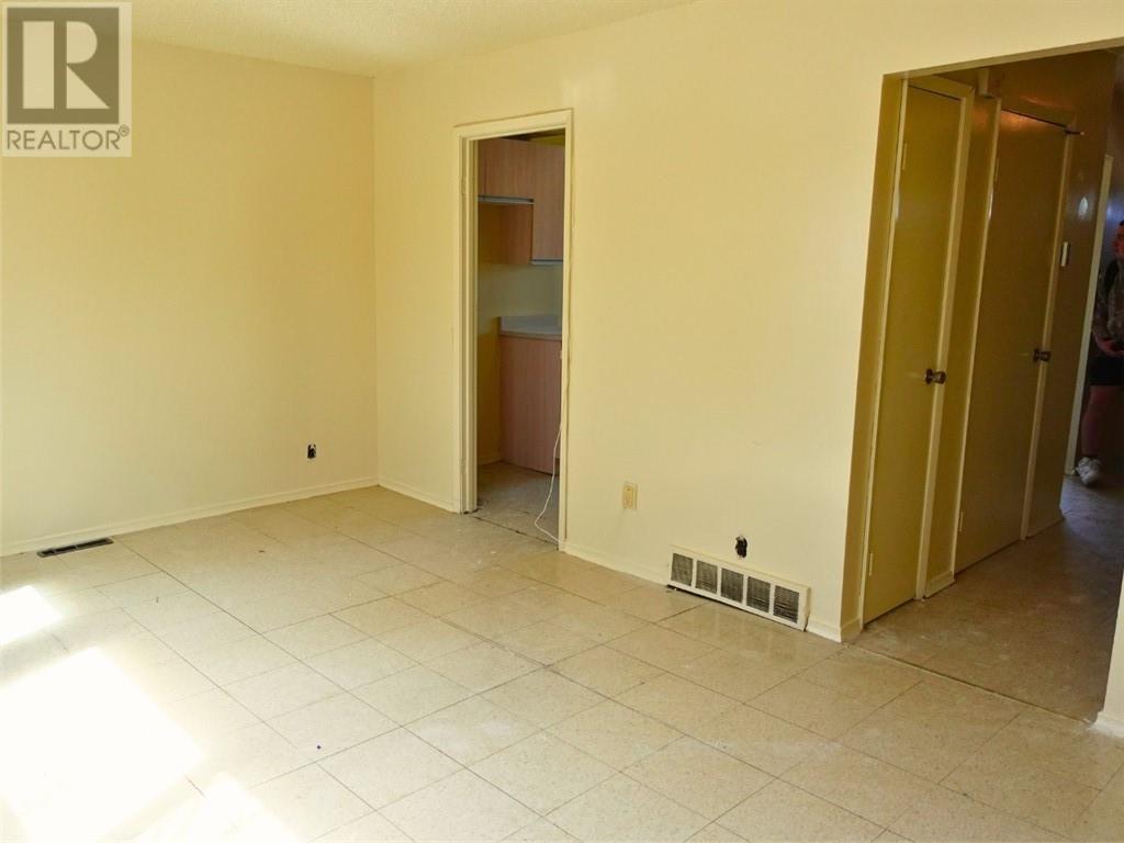 142-146 Gaudette Street