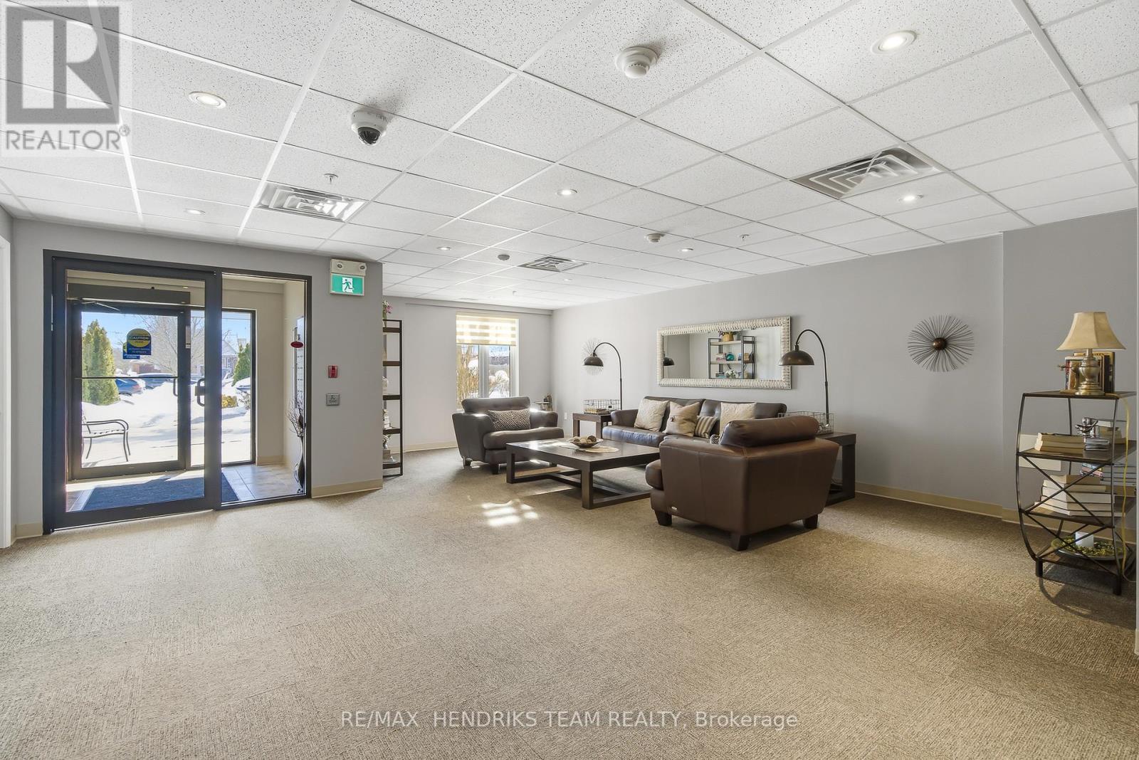 109 - 16 SULLIVAN AVENUE