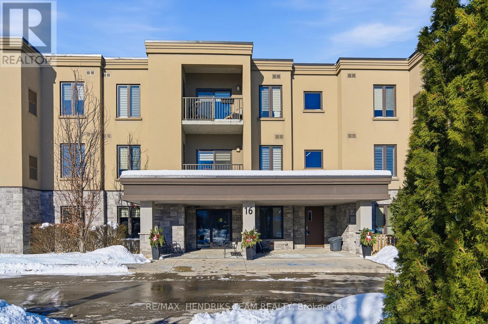 109 - 16 SULLIVAN AVENUE