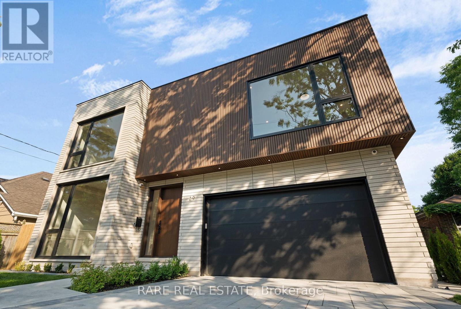 29 CLIFFCREST DRIVE
