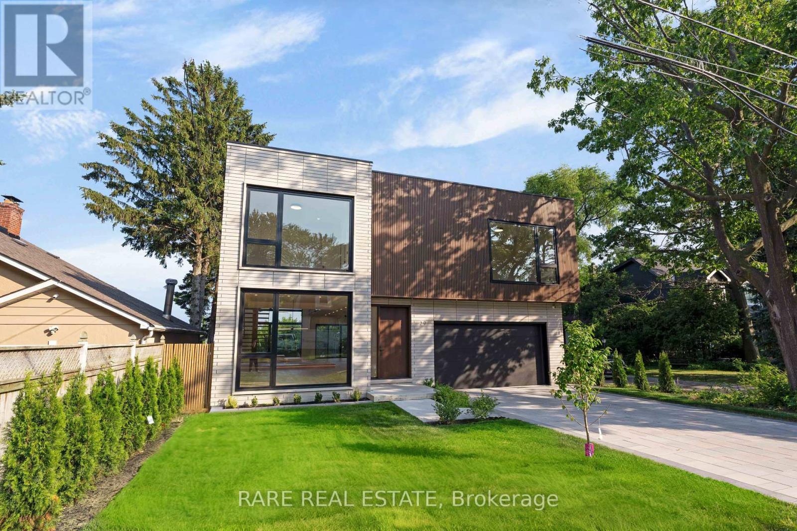 29 CLIFFCREST DRIVE