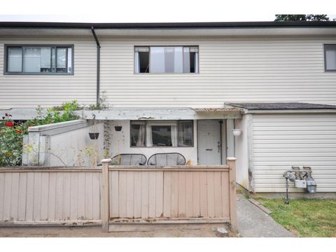 77 20350 53 AVENUE Langley BC V3A5T9
